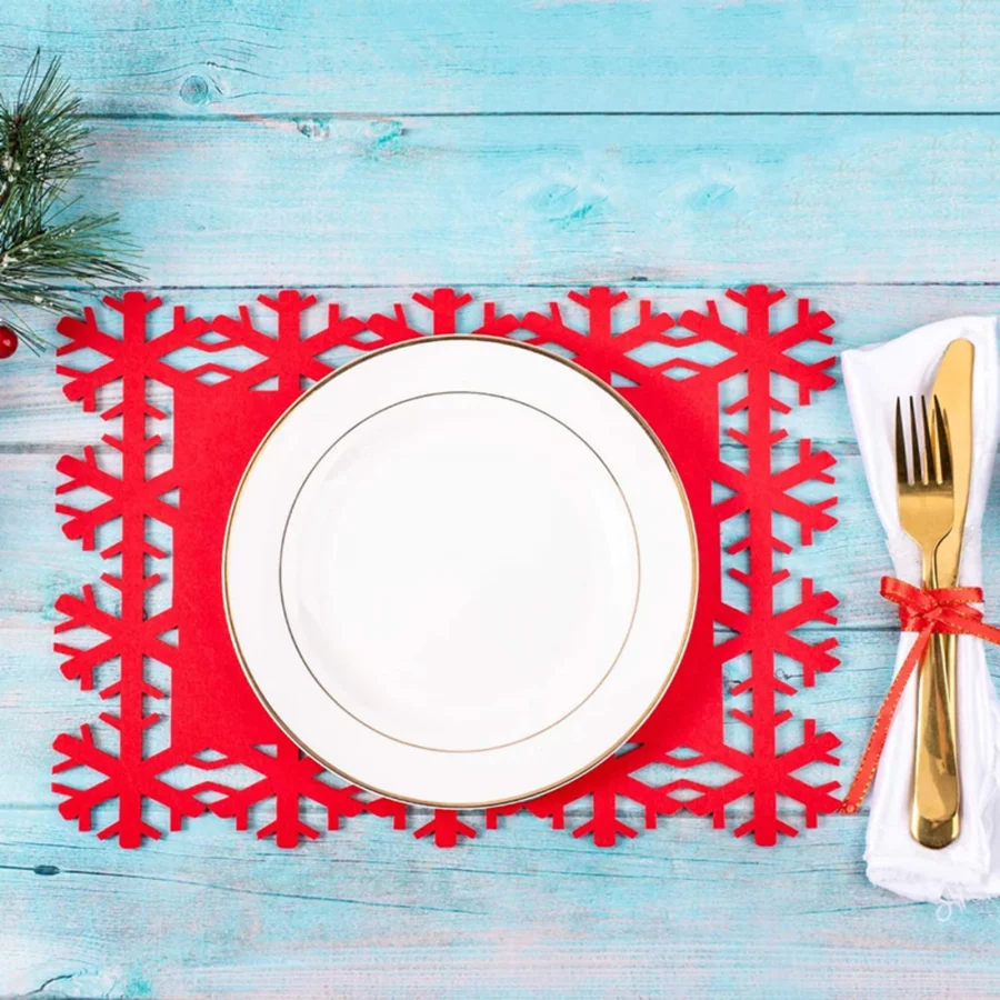 10 Pcs Christmas Snowflake Placemats Christmas Placemats Hollow Out Snowflake Anti-scalding Table Solid Color Festive New Year Coasters Party - Image 2